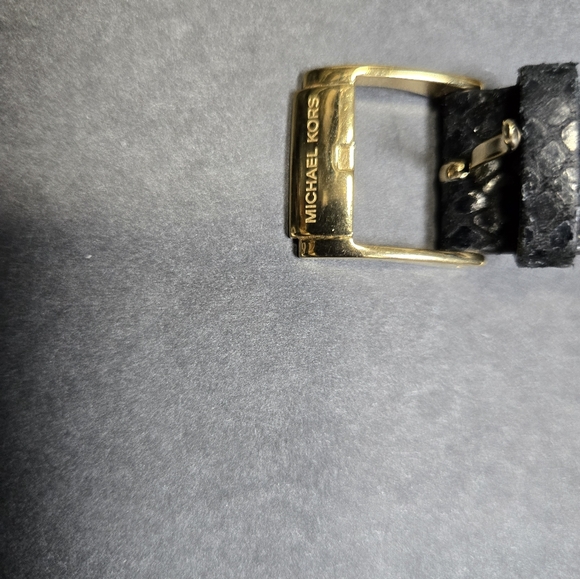 Michael Kors MK 2310 watch - Picture 4 of 6